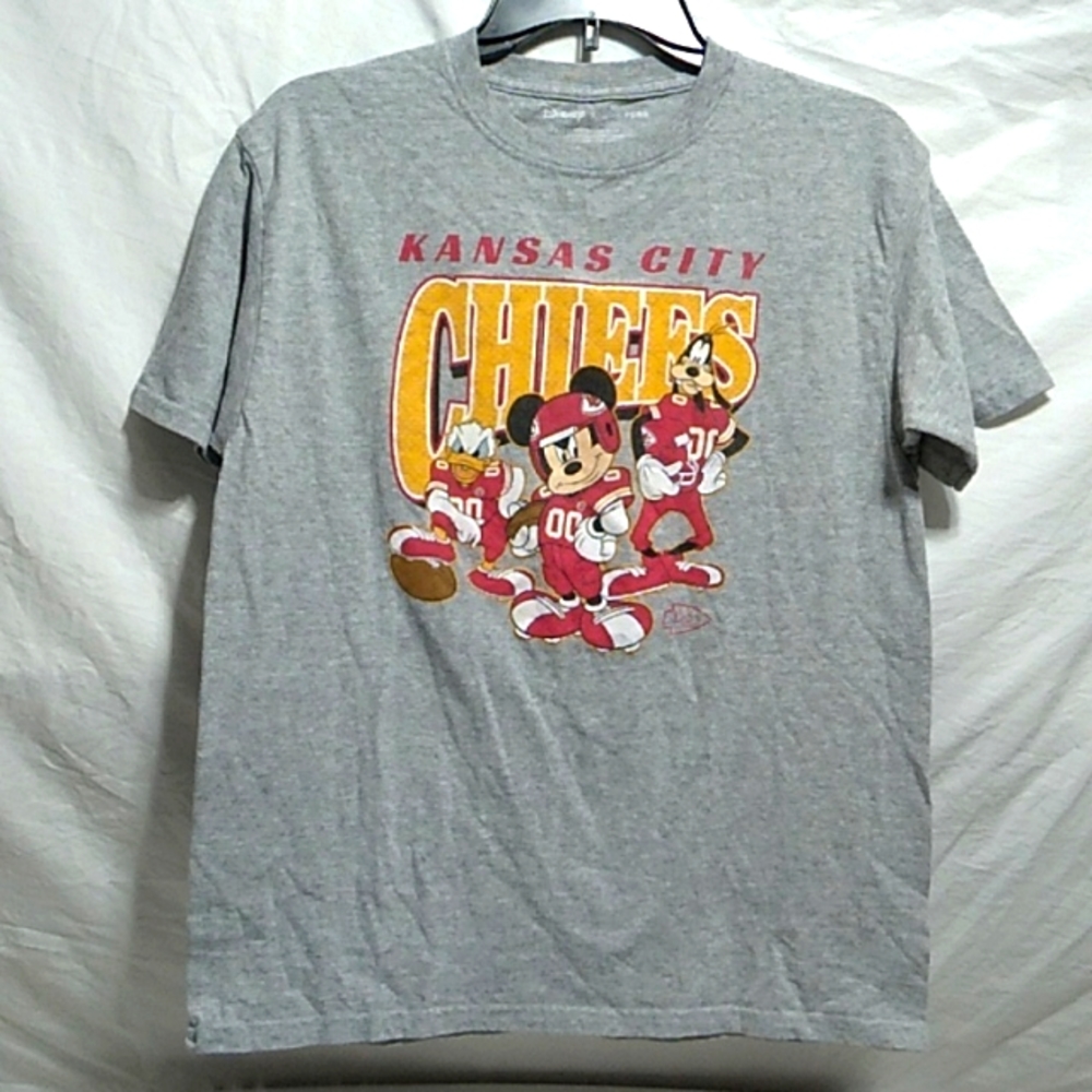 SALE! Disney x Junk Food XL Youth Shirt Fits Women's Medium Like New 2021 (BX20)